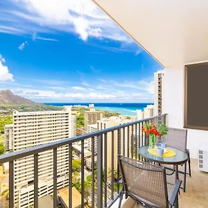 30th-floor-with-beautiful-ocean-and-diamond-head-views.hotelsinhawaii.org/